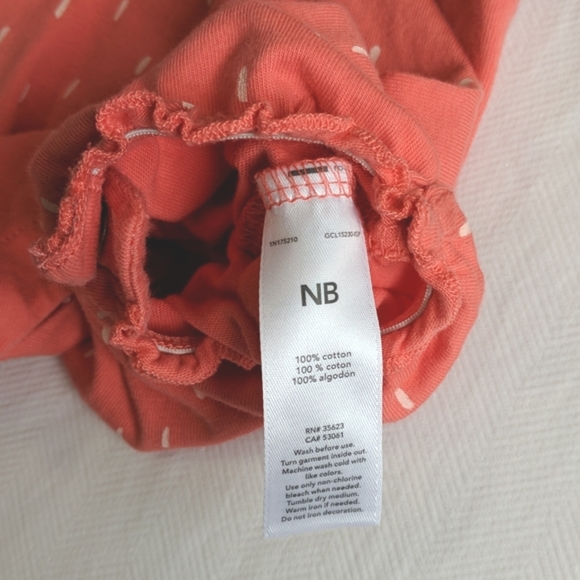 🌟3/$15 strawberry newborn bubble romper playsuit Carter's - Picture 4 of 5